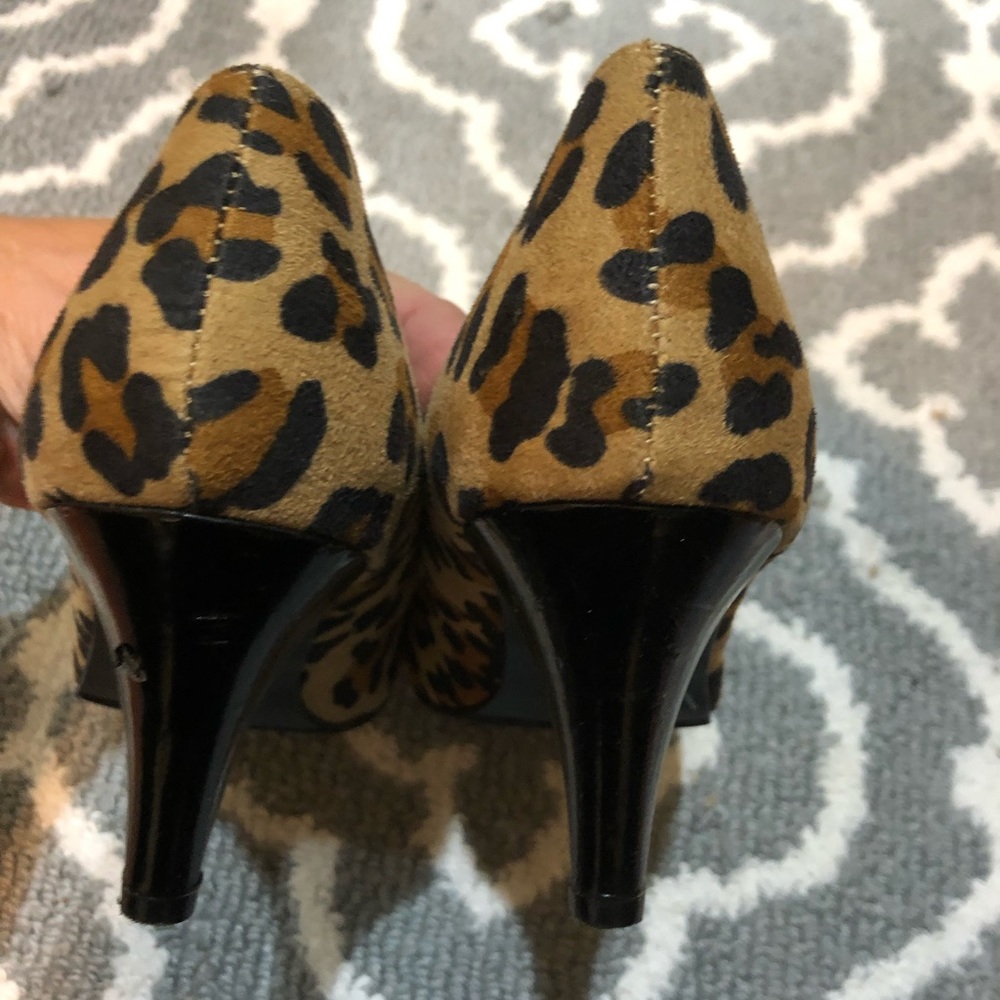 Leopard Print Pumps